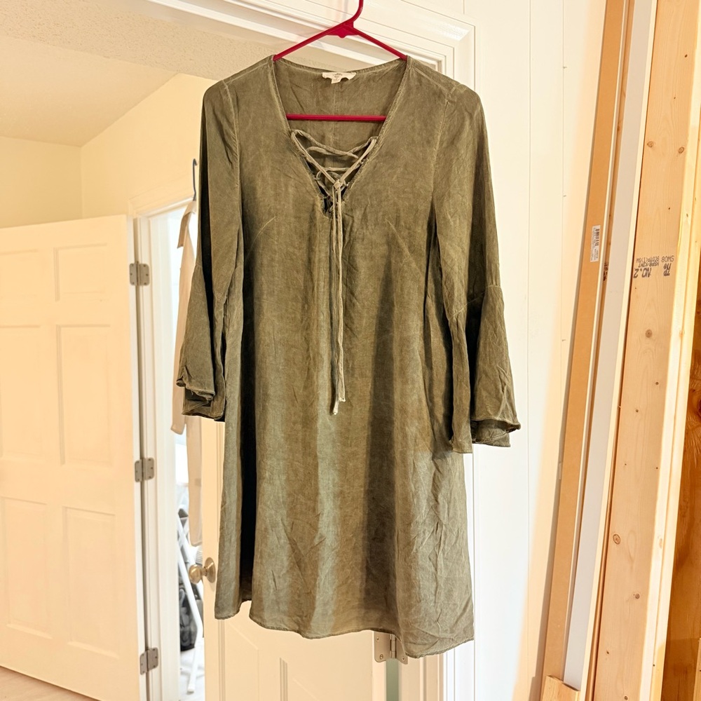 Entro Sage Green Casual Dress
